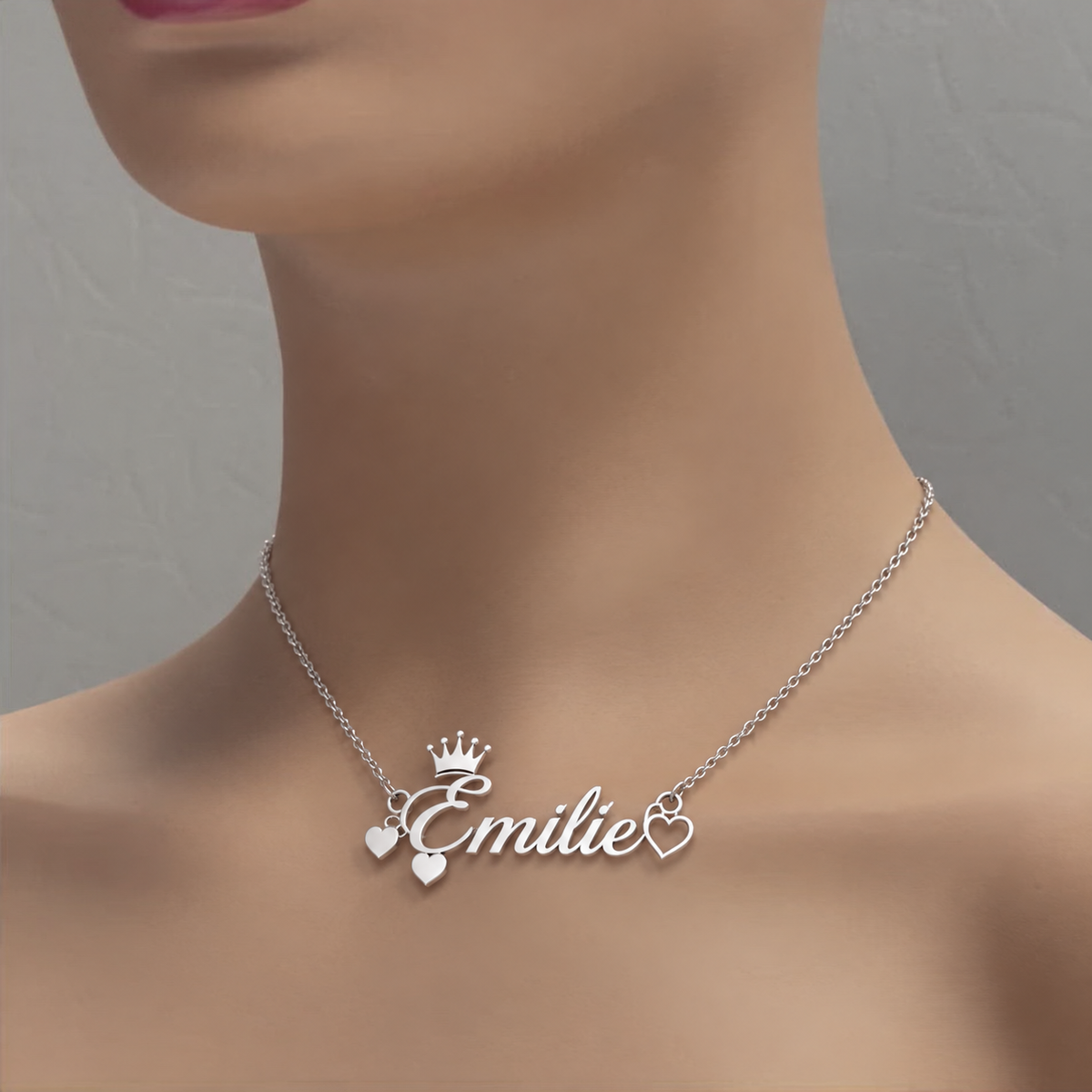 Collier reine de coeur